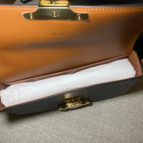 CELINE TRIOMPHE SHOULDER BAG - Picture 3 of 7